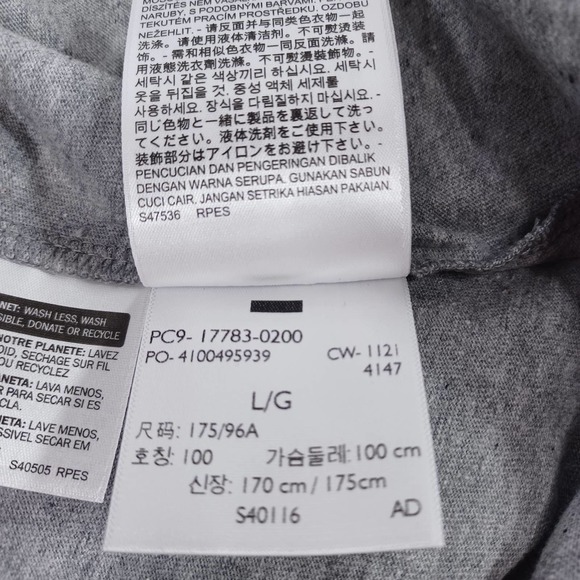 Levi's Size L Heather Gray with Red Logo Set-in Tee NEW - Picture 6 of 7